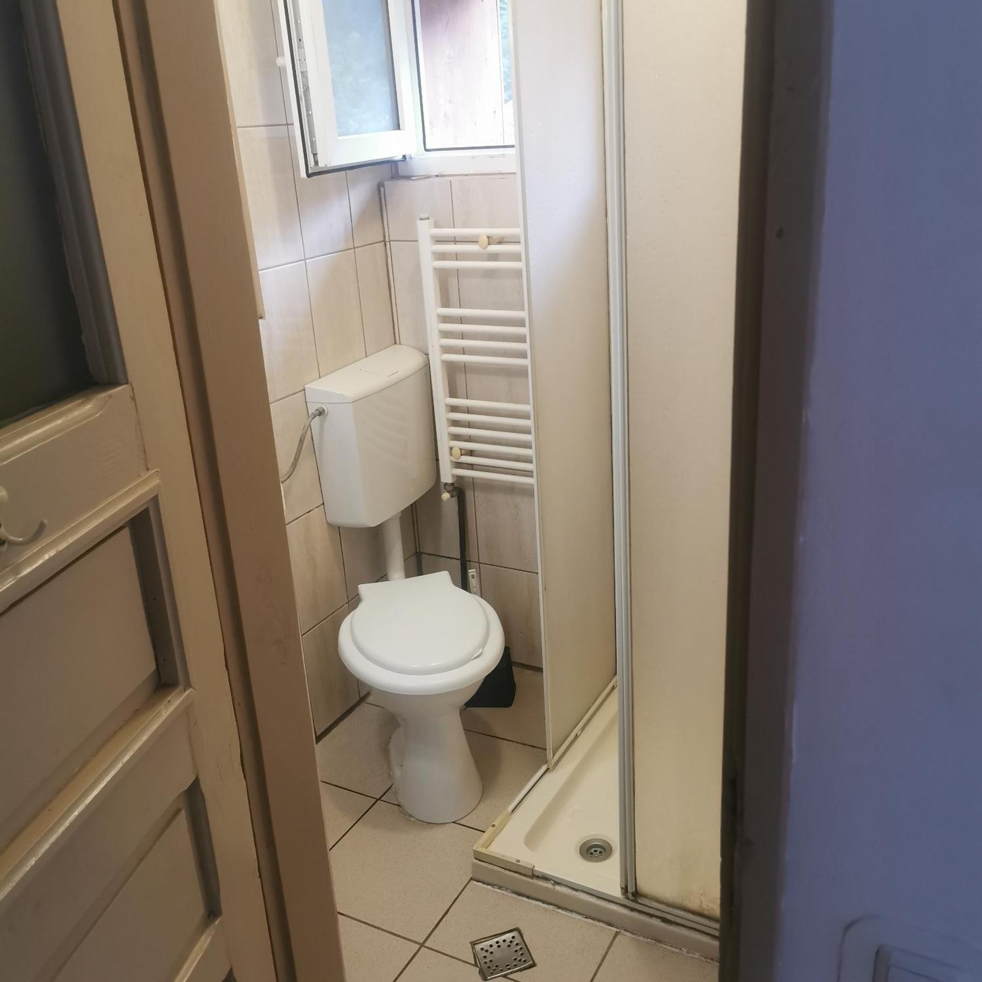 Pensiunea Fara Nume Busteni Luaran gambar